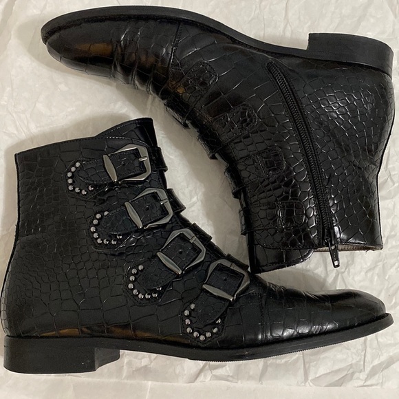 Black Leather Buckle Studded Moto Biker Ankle boots - Picture 6 of 16